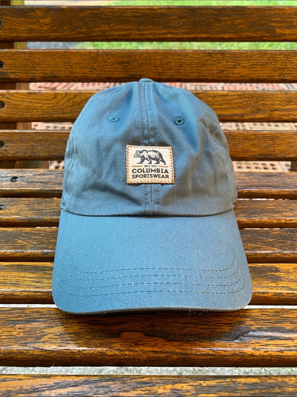 Columbia Sportswear full 6 panel hat